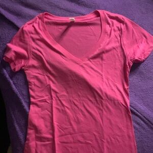Women’s Ideal T V-neck Tee